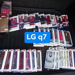 Tons of brand new cell phone cases!!!
